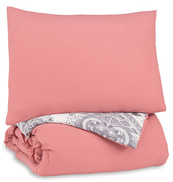 Avaleigh Comforter Set